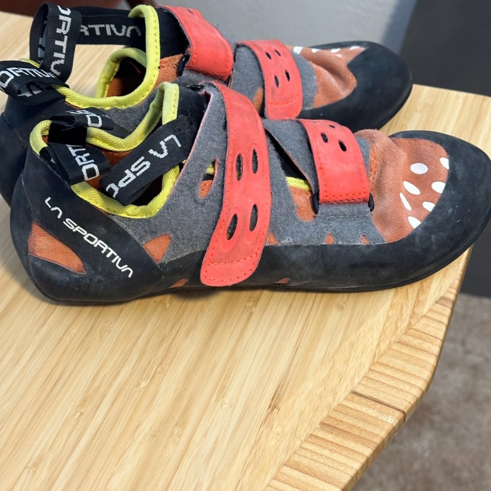 La Sportiva Women's Tarantula Climbing Shoe